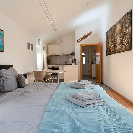 Ferienwohnung Neuhaus Wolfsburgo Exterior foto
